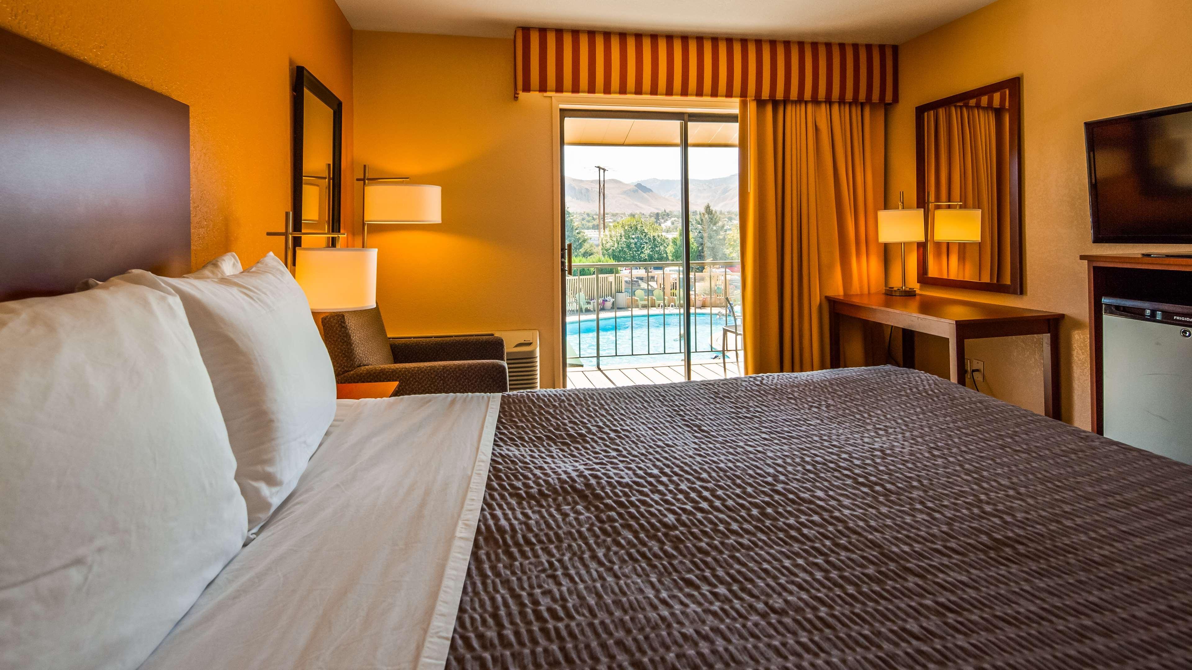 Hotel Surestay By Western Wenatchee