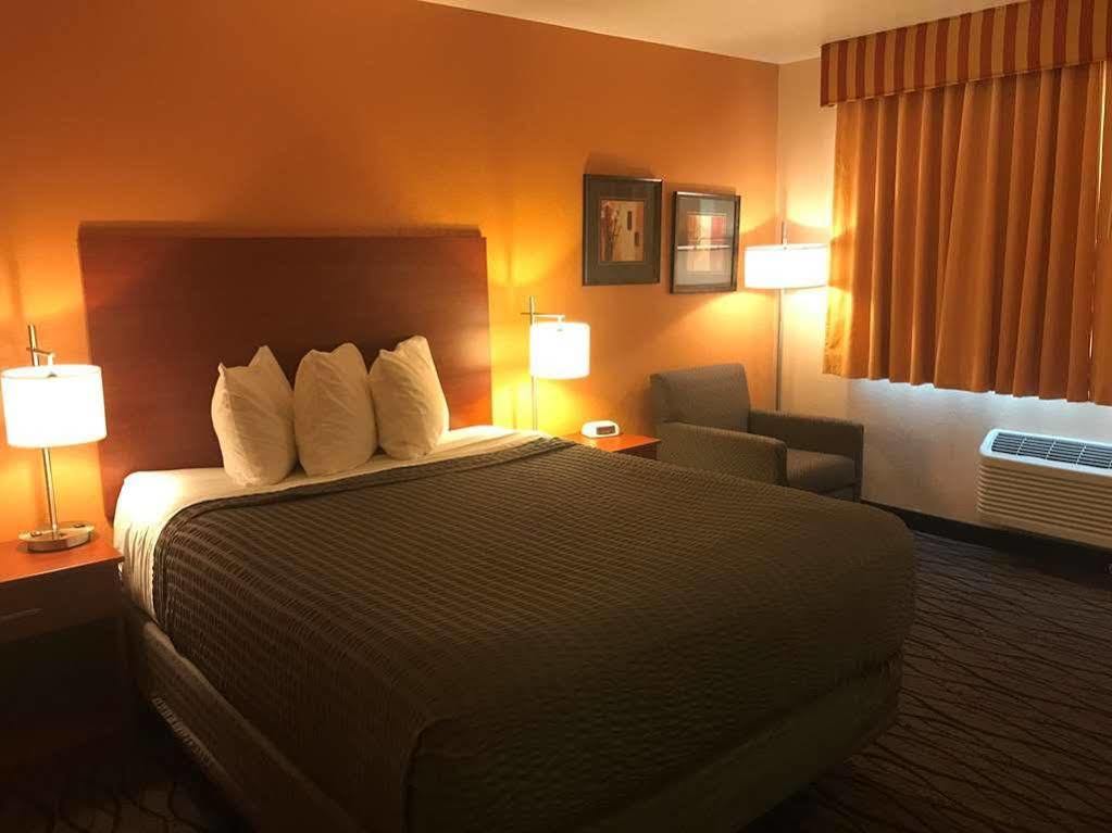 Hotel Surestay By Western Wenatchee